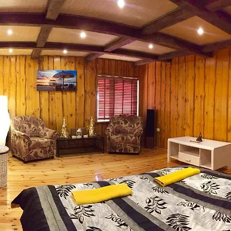 Chalet Usadba Bbq 7км от минска с видом на озеро